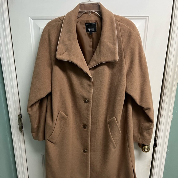 Dennis Basso Women’s Coat pre-owned very good condition - Picture 1 of 8